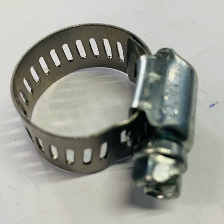 1 1/2 HOSE CLAMP WATER PLUG