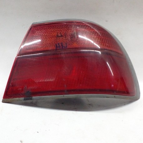 NISSAN SENTRA B14 1999 TAIL LAMP RH