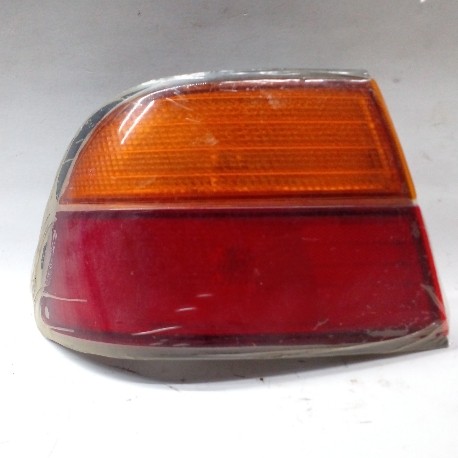 NISSAN SENTRA B14 1999 TAIL LAMP RH