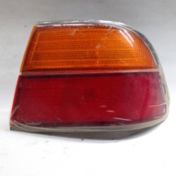 NISSAN SENTRA B14 1999 TAIL LAMP RH