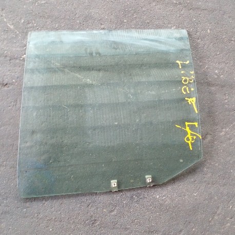 REAR DOOR GLASS LH MITSUBISHI LANCER CB