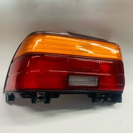 TAIL LAMP TOYOTA COROLLA AE100 SEDAN LH