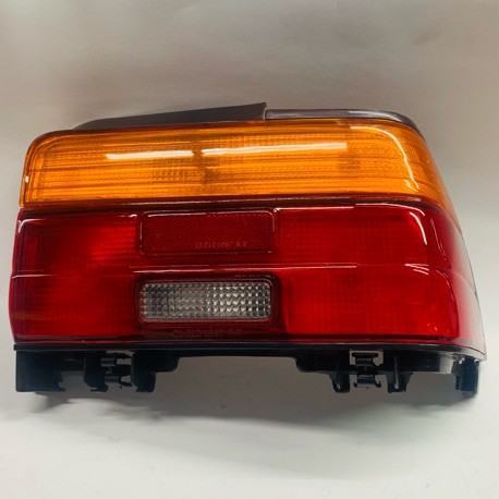 TAIL LAMP TOYOTA COROLLA AE100 SEDAN RH