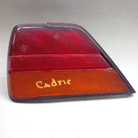 PEUGEOT 306 SEDAN 1996 TAIL LAMP LH USED