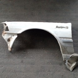 FRONT FENDER TOYOTA CROWN MS137 LH