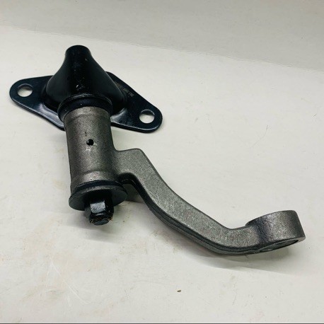 IDLER ARM NISSAN 720 PICKUP