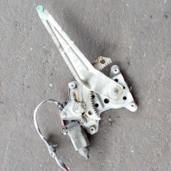 DOOR REGULATOR & MOTOR LH FRT TOYOTA AQUA