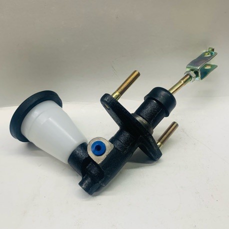 CLUTCH MASTER CYLINDER TOYOTA COROLLA AE80 AE90 AE100 AE111 5/8