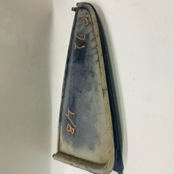 NISSAN SUNNY B11 REAR QUARTER GLASS RH