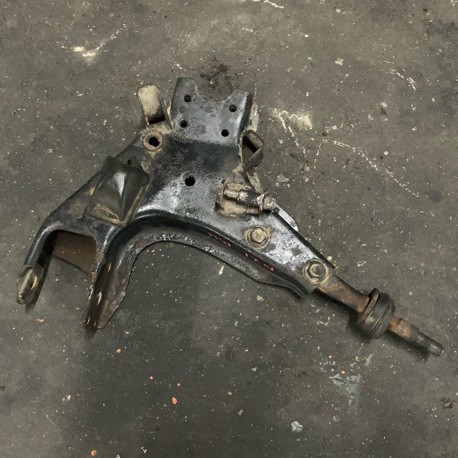 LOWER CONTROL ARM NISSAN FRONTIER D21 4X4 RH