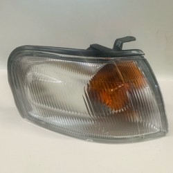 NISSAN B13 RH O/M CORNER LAMP LH