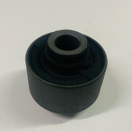 CONTROL ARM BUSHING NISSAN  JUKE TEANA J32 MURANO Z51 SMALL