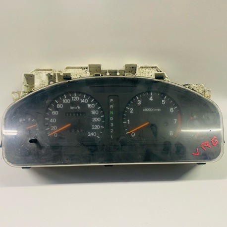 INSTRUMENT PANEL MITSUBISHI GALANT VRG