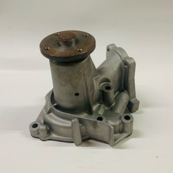 GMB WATER PUMP MITSUBISHI L200 L300 4D56