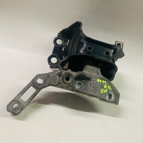 X-TRAIL T31 LH ENGINE MOUNT