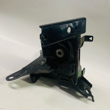 ENGINE MOUNT TOYOTA AQUA LH