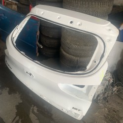 HYUNDAI TUCSON 94 TAIL GATE ORIGINAL