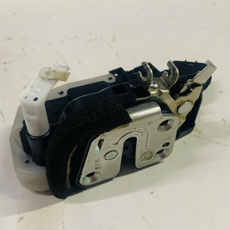 FRONT INNER DOOR LOCK & ACTUATOR NISSAN LATIO VERSA RH