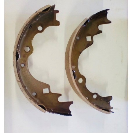 MAZDA E2000  BRAKE SHOES