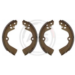 NISSAN LAUREL C32 BRAKE SHOES