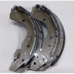 NAVARA D40  BRAKE SHOES