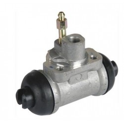 REAR WHEEL CYLINDER NISSAN E24 CARAVAN