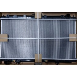 RADIATOR NISSAN PRIMERA BLUEBIRD SR P11 U14