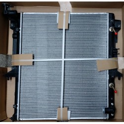 NISSAN CARAVAN E25 RADIATOR