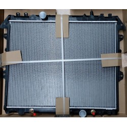 NISSAN CARAVAN E25 RADIATOR