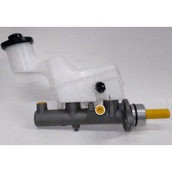 BRAKE MASTER CYLINDER TOYOTA COROLLA NZE121