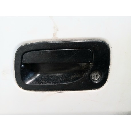 NISSAN CARAVAN E25 FRONT OUTER DOOR HANDLE RH