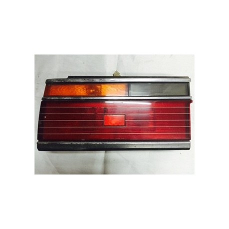 LAUREL C32 1985 NO POST TAIL LAMP LH