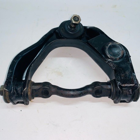 CONTROL ARM UPPER RH NISSAN E24