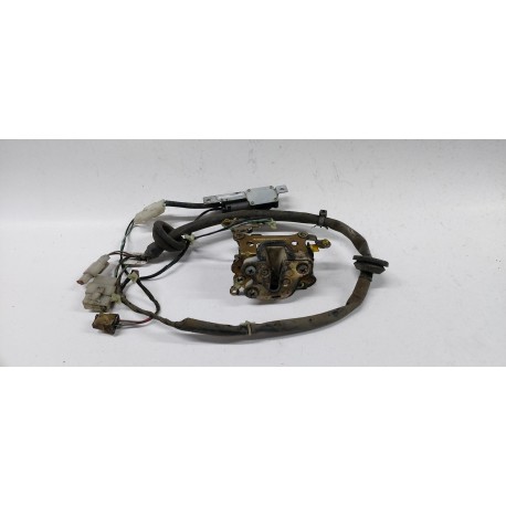 FRONT INNER DOOR LOCK ASSEMBLY NISSAN E24