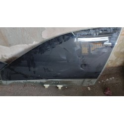 NISSAN SENTRA B12 FRONT DOOR GLASS  LH