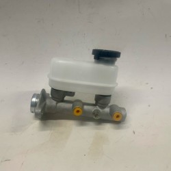 BRAKE MASTER CYLINDER 2 LINE NISSAN SENTRA B11 B12