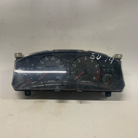 INSTRUMENT PANEL CLUSTER NISSAN BLUEBIRD U14