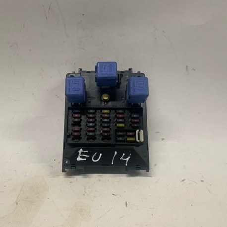 FUSE BOX BIG NISSAN BLUEBIRD U14 PRIMERA P11