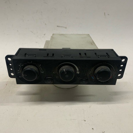 AC CONTROLLER TOYOTA AQUA