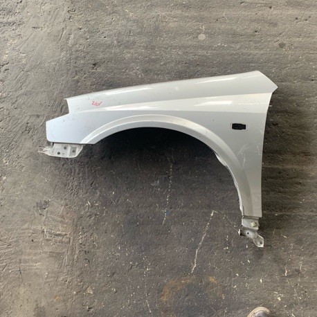 FRONT FENDER LH NISSAN PRIMERA P12