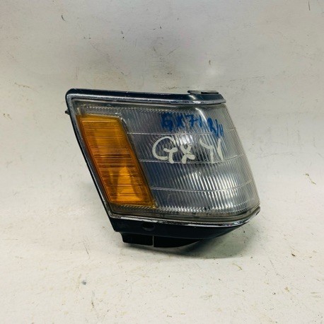 TOYOTA  RX70  DOUBLE BEAM HEAD LAMP RH