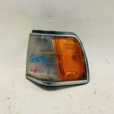 TOYOTA  RX70  DOUBLE BEAM HEAD LAMP RH