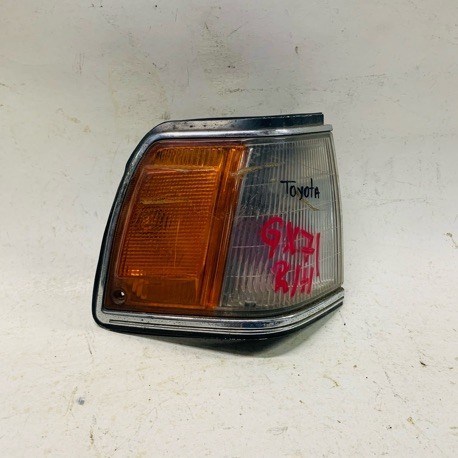 TOYOTA  RX70  DOUBLE BEAM HEAD LAMP RH