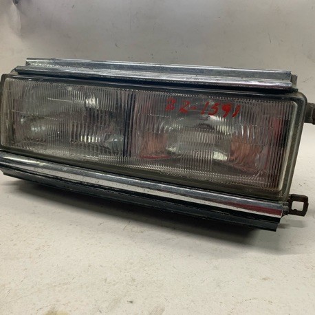 HEAD LAMP BOWL RH NISSAN SUNNY B11