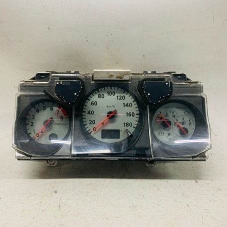 INSTRUMENT PANEL CLUSTER NISSAN WINGROAD Y11 N/M