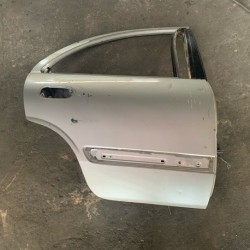 REAR RH DOOR SHELL ALMERA N16 NISSAN