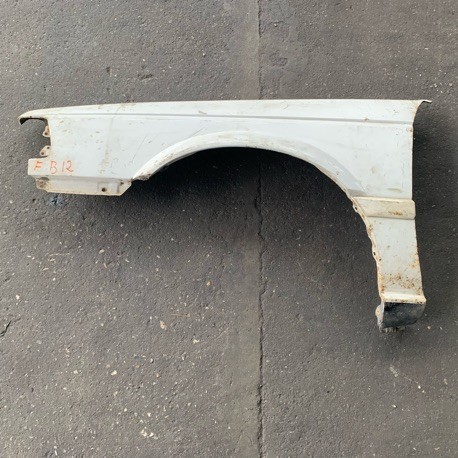 FRONT FENDER N/M LH NISSAN SUNNY B12