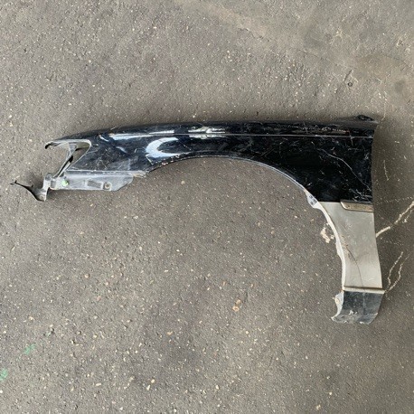 FRONT FENDER LH TOYOTA COROLLA AE100