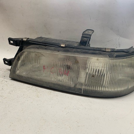 HEADLAMP LH NISSAN BLUEBIRD U14