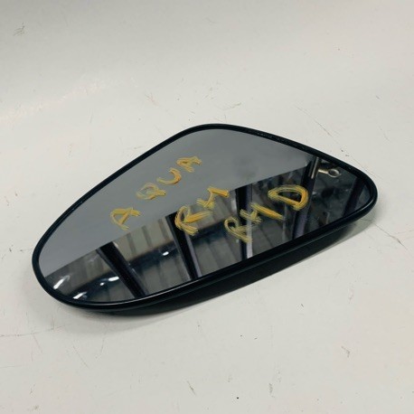 NISSAN TIIDA/ WINGROAD Y12 DOOR MIRROR GLASS LH